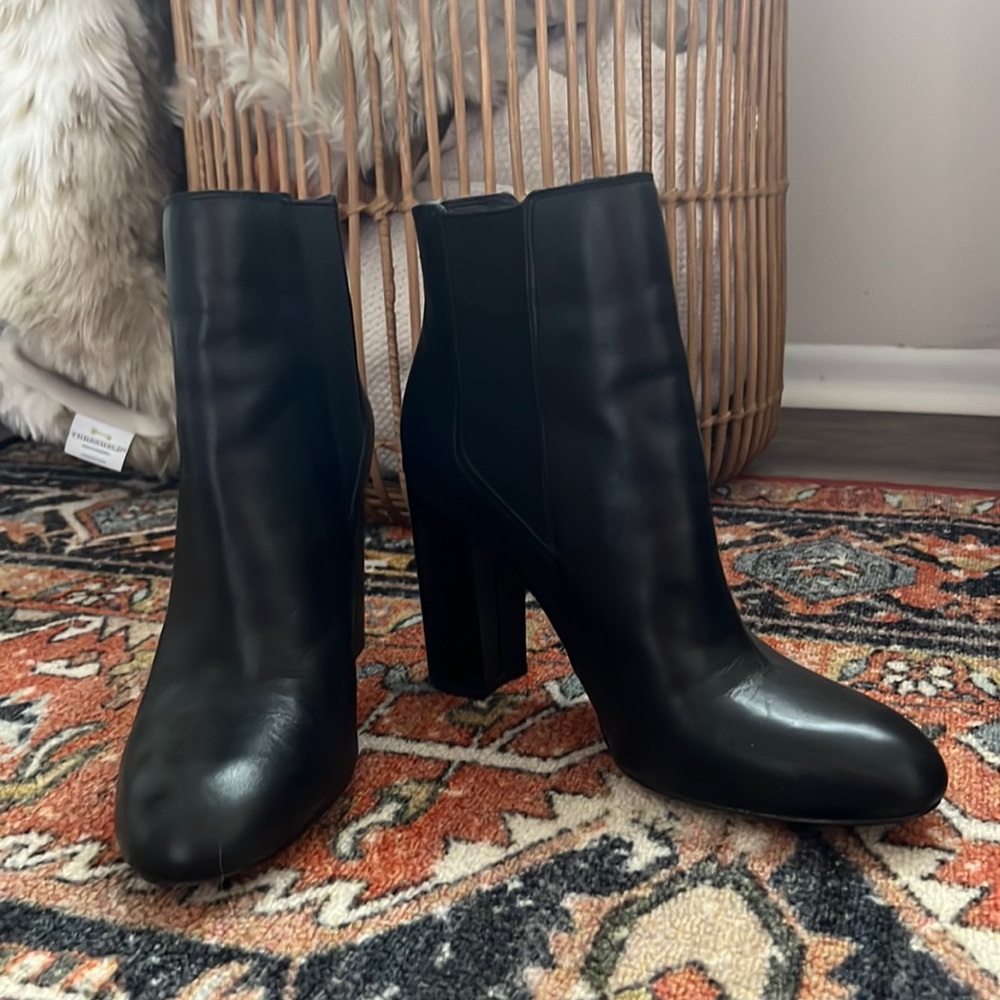 Sam Edelman black boot
